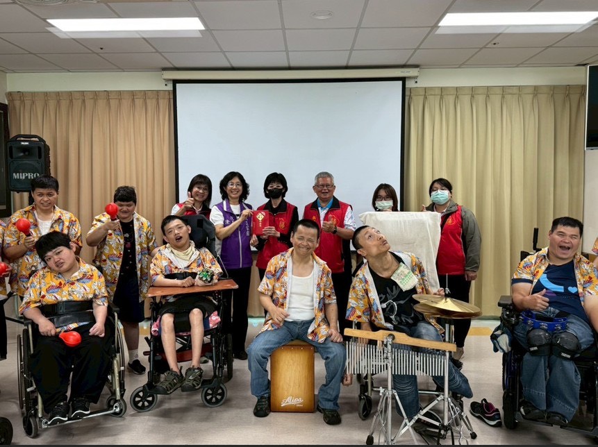愛心善款掀鼓聲！福添福助敏道家園　院生熱情擊鼓謝恩(標題圖檔)